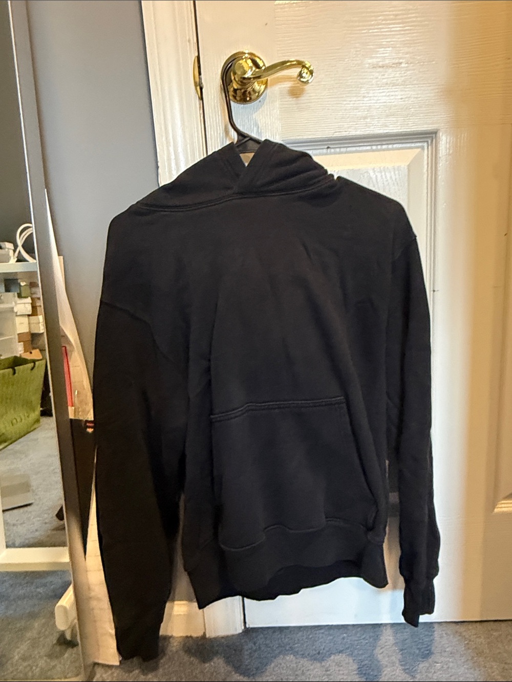 Aritzia Black Men's Crewneck Hoodie